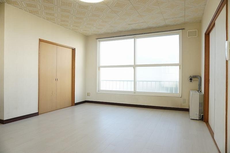 Property in Minami 4 Jōdōri, Asahikawa – photo 4 of 30 – Asahikawa, Asahikawa, Hokkaido, Japan