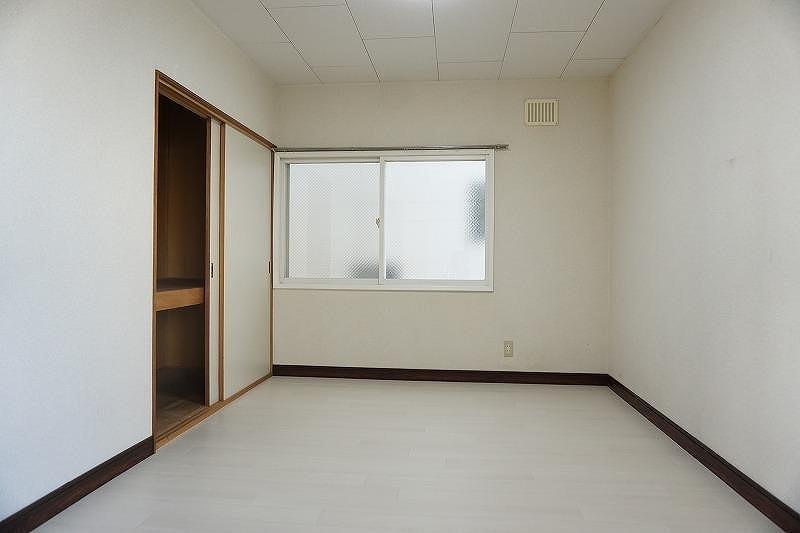 Property in Minami 4 Jōdōri, Asahikawa – photo 8 of 30 – Asahikawa, Asahikawa, Hokkaido, Japan