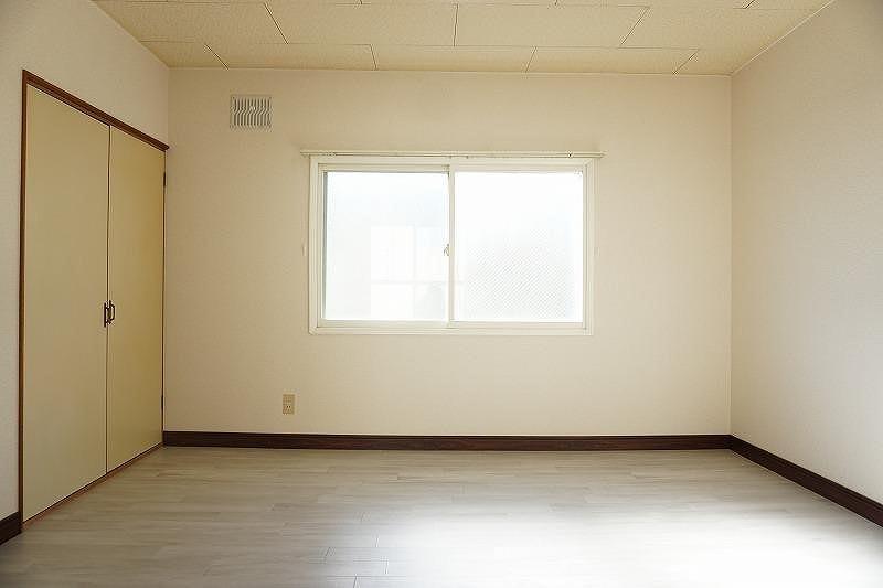 Property in Minami 4 Jōdōri, Asahikawa – photo 16 of 30 – Asahikawa, Asahikawa, Hokkaido, Japan