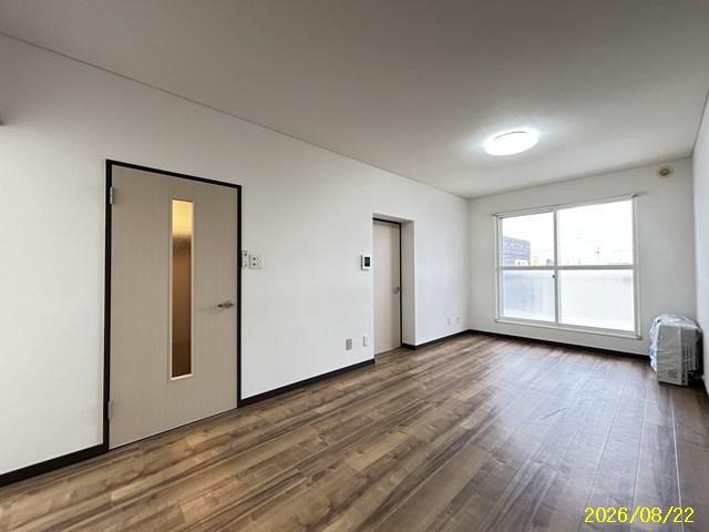 Property in Toyooka, Asahikawa – photo 8 of 13 – Asahikawa, Asahikawa, Hokkaido, Japan