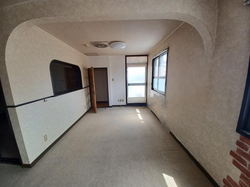 Condo in 1 Jōdōri, Asahikawa – photo 12 of 19 – Asahikawa, Asahikawa, Hokkaido, Japan