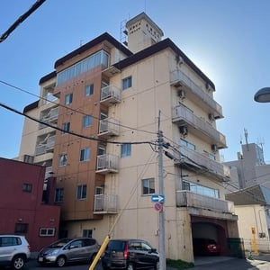 Condo in 1 Jōdōri, Asahikawa