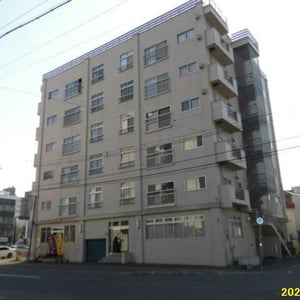 Condo in 1 Jōdōri, Asahikawa