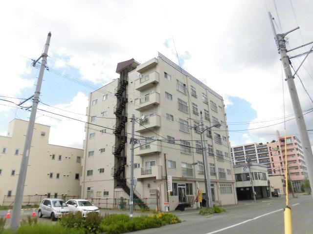 Condo in 1 Jōdōri, Asahikawa – photo 18 of 19 – Asahikawa, Asahikawa, Hokkaido, Japan