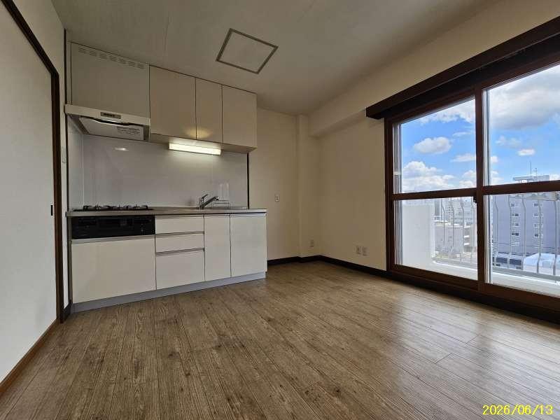 Condo in 2 Jodori, Asahikawa – photo 8 of 27 – Asahikawa, Asahikawa, Hokkaido, Japan