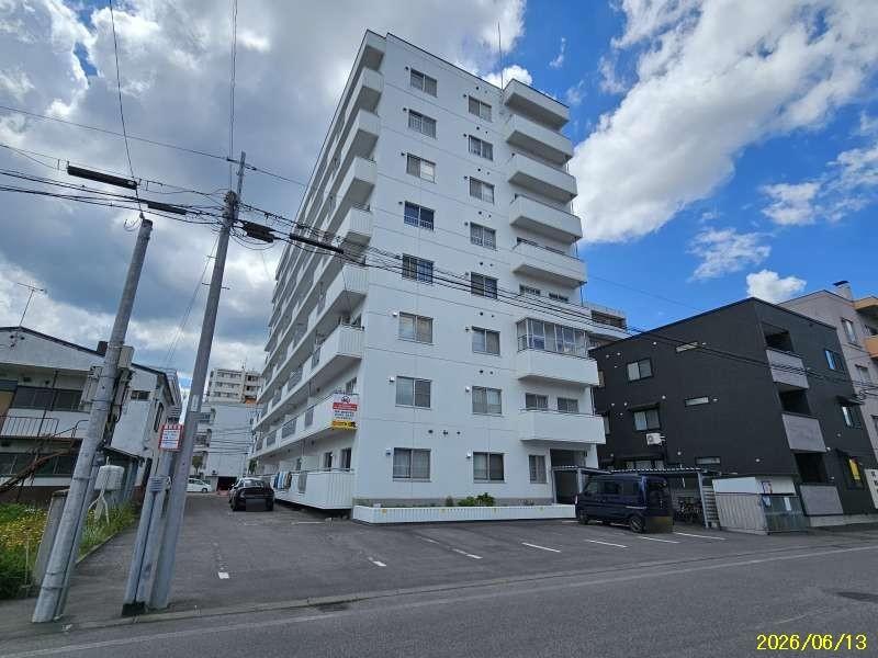 Condo in 2 Jodori, Asahikawa – photo 25 of 27 – Asahikawa, Asahikawa, Hokkaido, Japan