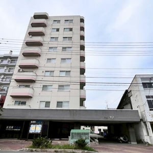 Condo in 3 Jōdōri, Asahikawa