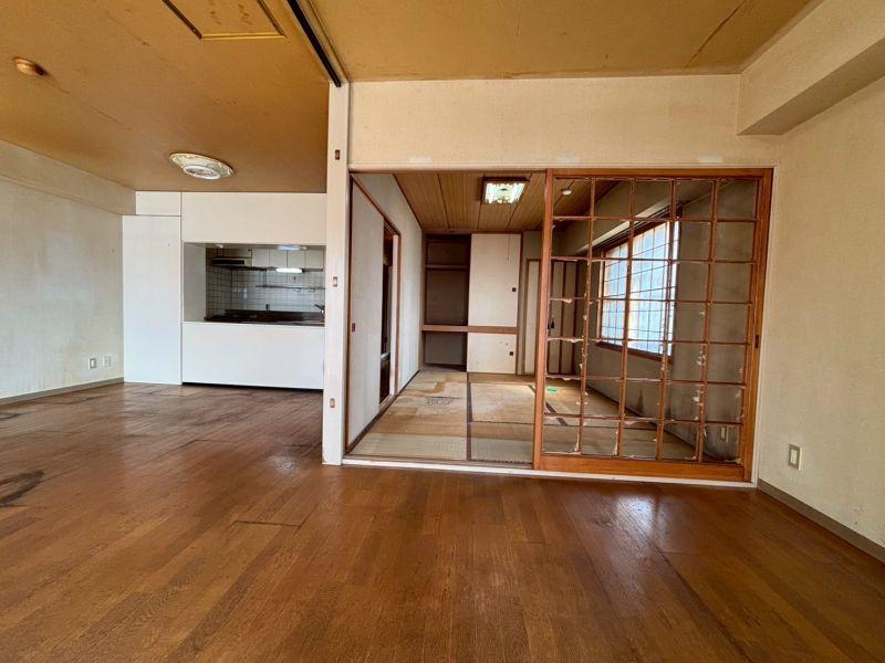 Condo in 3 Jōdōri, Asahikawa – photo 10 of 23 – Asahikawa, Asahikawa, Hokkaido, Japan