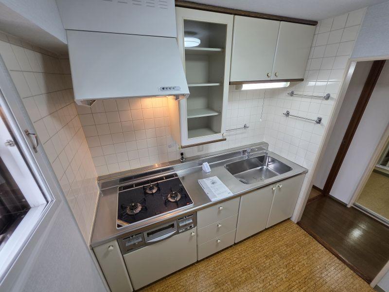 Condo in 3 Jōdōri, Asahikawa – photo 6 of 16 – Asahikawa, Asahikawa, Hokkaido, Japan