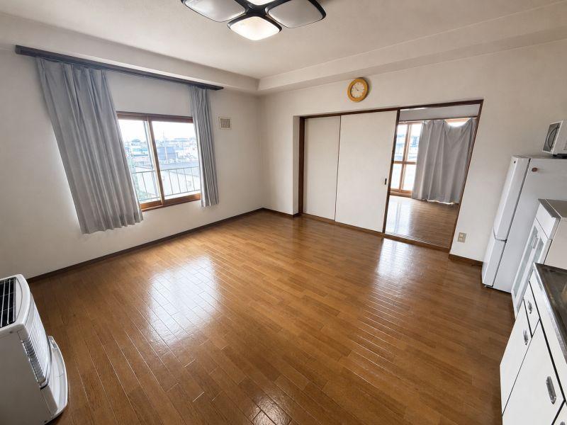 Condo in 4 Jōdōri, Asahikawa – photo 4 of 13 – Asahikawa, Asahikawa, Hokkaido, Japan