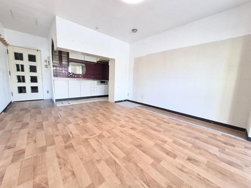 Condo in 5 Jōdōri, Asahikawa – photo 18 of 28 – Asahikawa, Asahikawa, Hokkaido, Japan