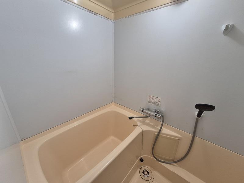 Condo in 5 Jōdōri, Asahikawa – photo 22 of 28 – Asahikawa, Asahikawa, Hokkaido, Japan