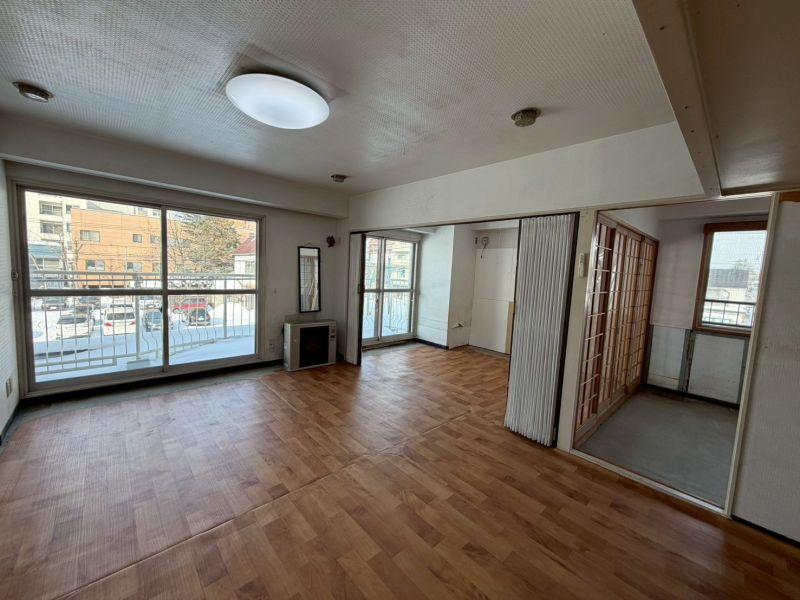 Condo in 5 Jōdōri, Asahikawa – photo 8 of 15 – Asahikawa, Asahikawa, Hokkaido, Japan