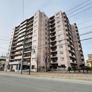 Condo in 5 Jōdōri, Asahikawa