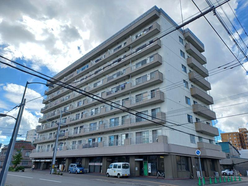 Condo in 5 Jōdōri, Asahikawa – photo 5 of 7 – Asahikawa, Asahikawa, Hokkaido, Japan