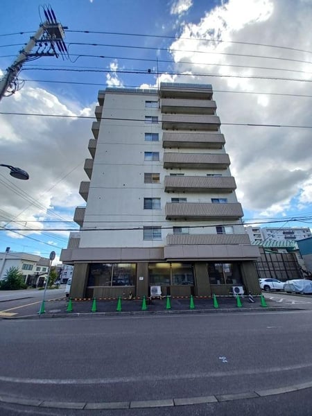 Condo in 5 Jōdōri, Asahikawa – photo 6 of 7 – Asahikawa, Asahikawa, Hokkaido, Japan