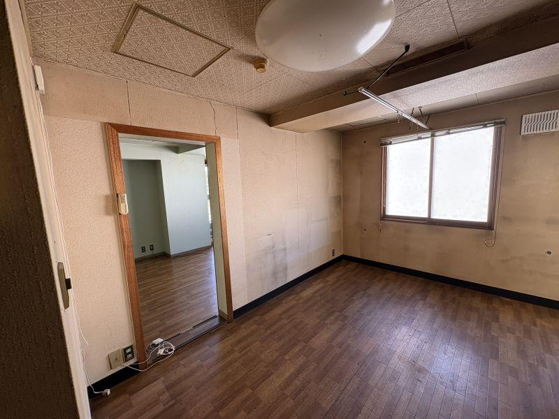 Condo in 7 Jōdōri, Asahikawa – photo 15 of 19 – Asahikawa, Asahikawa, Hokkaido, Japan