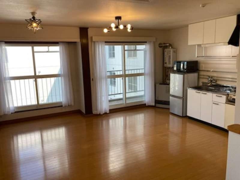 Condo in 7 Jōdōri, Asahikawa – photo 4 of 30 – Asahikawa, Asahikawa, Hokkaido, Japan