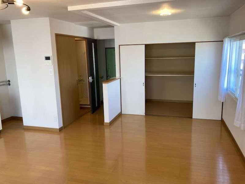 Condo in 7 Jōdōri, Asahikawa – photo 5 of 30 – Asahikawa, Asahikawa, Hokkaido, Japan