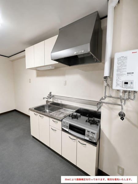 Condo in 7 Jōdōri, Asahikawa – photo 6 of 11 – Asahikawa, Asahikawa, Hokkaido, Japan