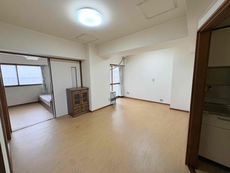 Condo in 7 Jōdōri, Asahikawa – photo 10 of 29 – Asahikawa, Asahikawa, Hokkaido, Japan