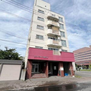 Condo in 7 Jōdōri, Asahikawa