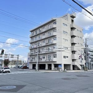Condo in 9 Jōdōri, Asahikawa