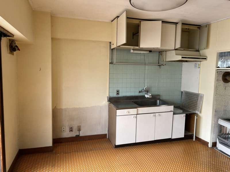 Condo in 9 Jōdōri, Asahikawa – photo 3 of 13 – Asahikawa, Asahikawa, Hokkaido, Japan