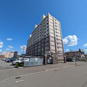 Condo in 9 Jōdōri, Asahikawa