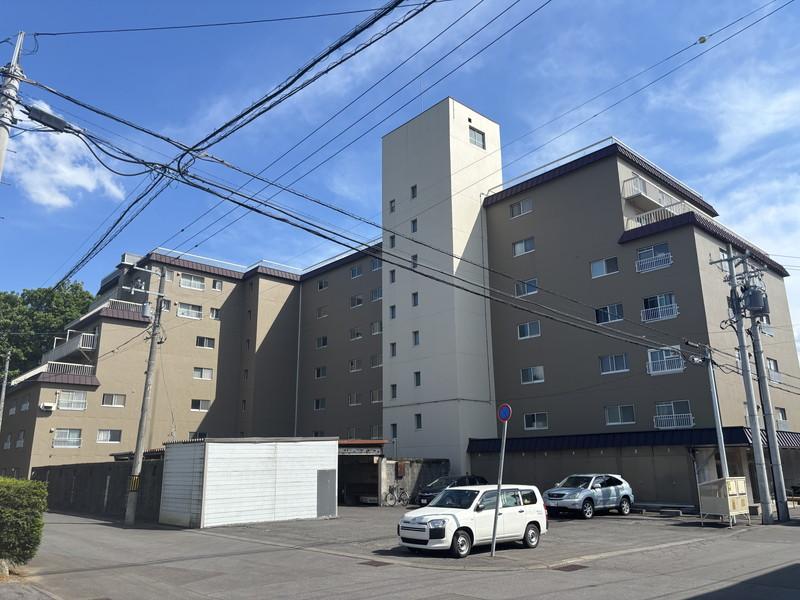 Condo in 9 Jōdōri, Asahikawa – photo 6 of 31 – Asahikawa, Asahikawa, Hokkaido, Japan
