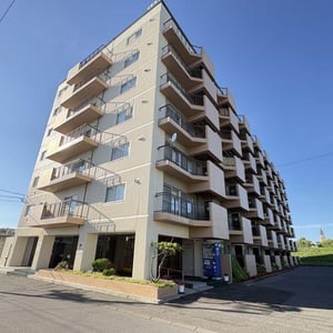 Condo in 9 Jōdōri, Asahikawa