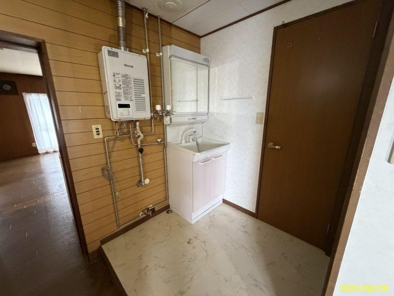 Condo in Minami 8 Jōdōri, Asahikawa – photo 16 of 21 – Asahikawa, Asahikawa, Hokkaido, Japan