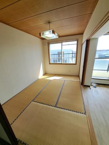 Condo in Miyashitadōri, Asahikawa – photo 15 of 24 – Asahikawa, Asahikawa, Hokkaido, Japan