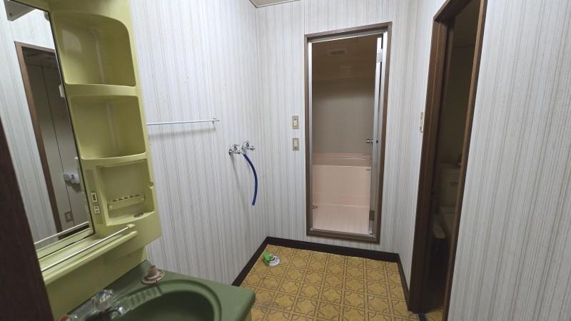 Condo in Miyashitadori, Asahikawa – photo 8 of 18 – Asahikawa, Asahikawa, Hokkaido, Japan