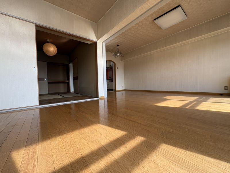 Condo in Miyashitadōri, Asahikawa – photo 8 of 21 – Asahikawa, Asahikawa, Hokkaido, Japan