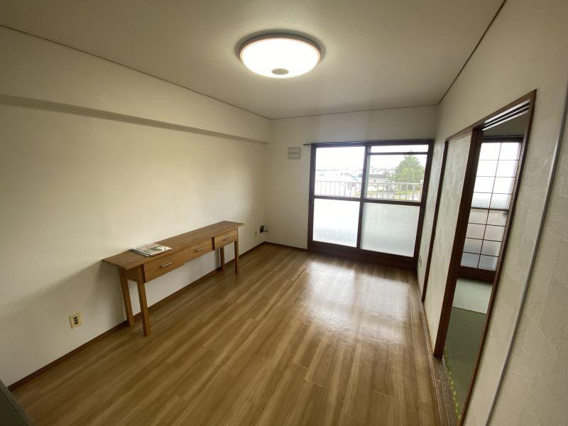 Condo in Takasagodai, Asahikawa – photo 12 of 22 – Asahikawa, Asahikawa, Hokkaido, Japan