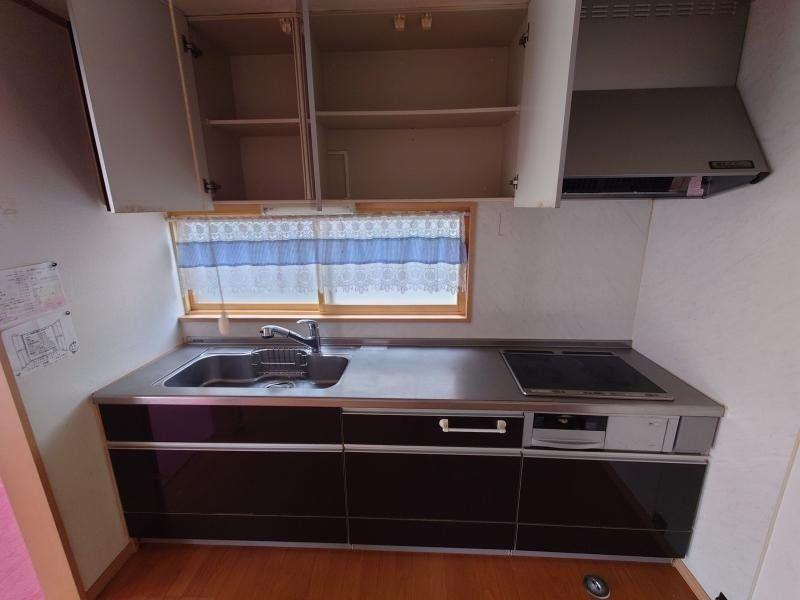 House in 1 Jo, Fukagawa – photo 6 of 23 – Fukagawa, Asahikawa, Hokkaido, Japan