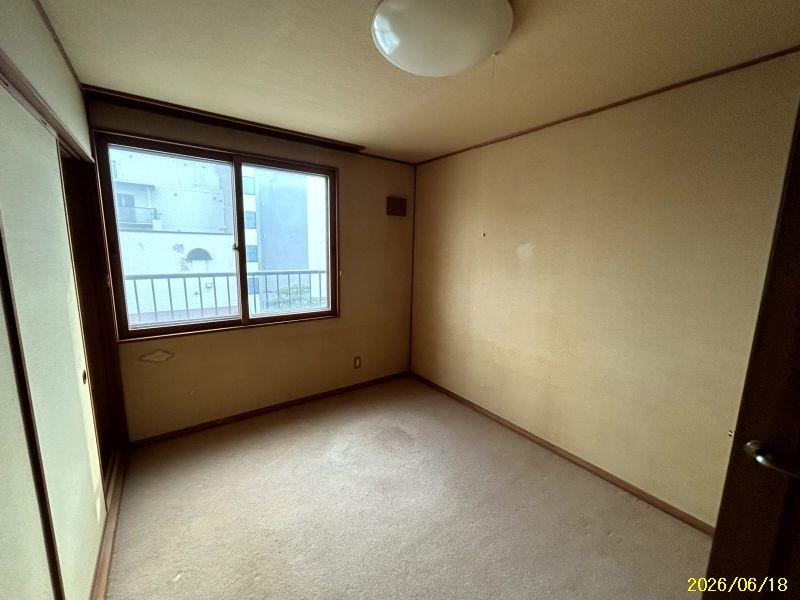 House in 2 Jōdōri, Asahikawa – photo 12 of 14 – Asahikawa, Asahikawa, Hokkaido, Japan