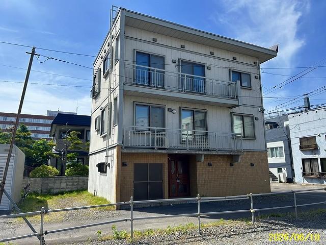 House in 2 Jōdōri, Asahikawa – photo 14 of 14 – Asahikawa, Asahikawa, Hokkaido, Japan