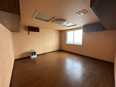 House in 3 Jo, Fukagawa – photo 4 of 18 – Fukagawa, Asahikawa, Hokkaido, Japan
