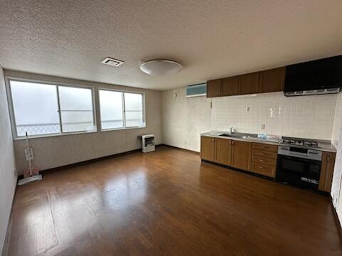 House in 3 Jo, Fukagawa – photo 8 of 18 – Fukagawa, Asahikawa, Hokkaido, Japan