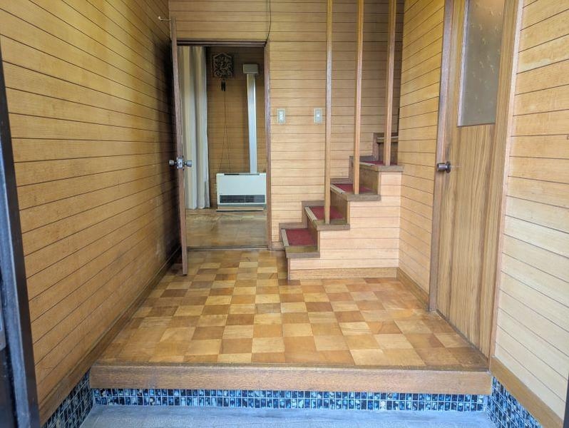 House in 3 Jodori, Asahikawa – photo 3 of 12 – Asahikawa, Asahikawa, Hokkaido, Japan