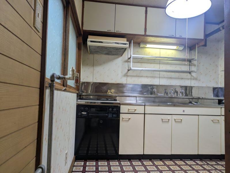 House in 3 Jodori, Asahikawa – photo 6 of 12 – Asahikawa, Asahikawa, Hokkaido, Japan