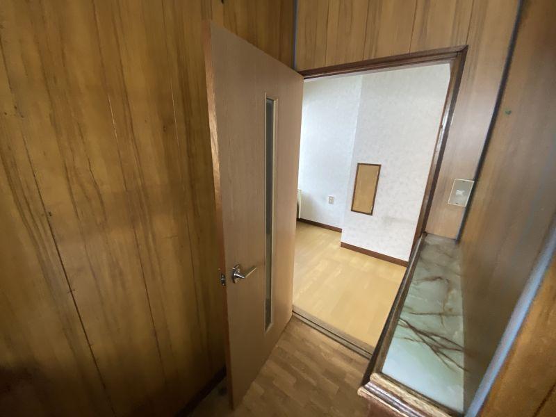 House in 3 Jōdōri, Asahikawa – photo 15 of 22 – Asahikawa, Asahikawa, Hokkaido, Japan