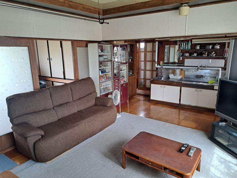 House in 4 Johigashi, Toma – photo 8 of 31 – Toma, Daisetsuzan Foothills, Hokkaido, Japan