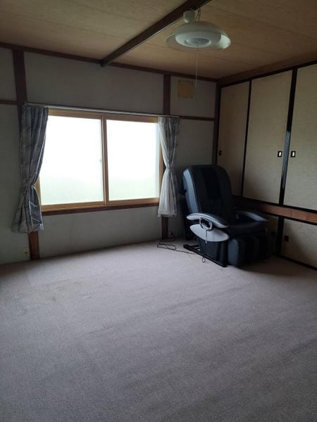 House in 4 Johigashi, Toma – photo 11 of 31 – Toma, Daisetsuzan Foothills, Hokkaido, Japan