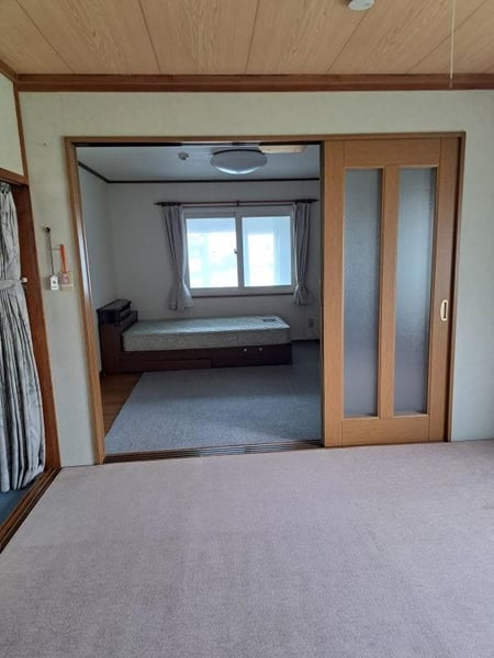 House in 4 Johigashi, Toma – photo 12 of 31 – Toma, Daisetsuzan Foothills, Hokkaido, Japan