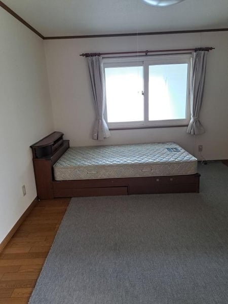 House in 4 Johigashi, Toma – photo 14 of 31 – Toma, Daisetsuzan Foothills, Hokkaido, Japan