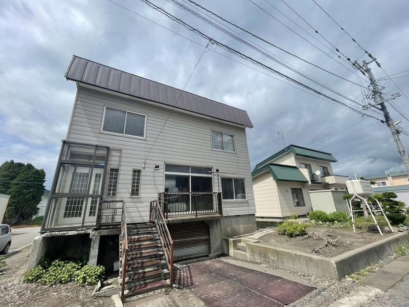 House in 5 Jo, Fukagawa – photo 4 of 21 – Fukagawa, Asahikawa, Hokkaido, Japan