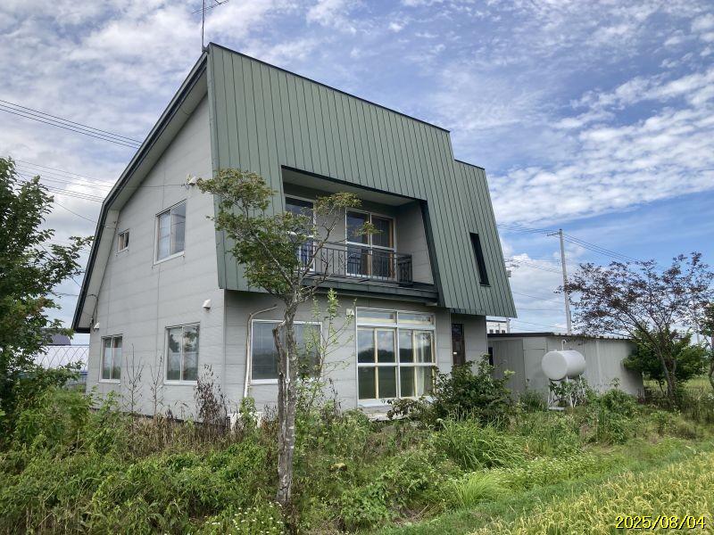 House in 5 Johigashi, Toma – Toma, Kamikawa, Hokkaido, Japan